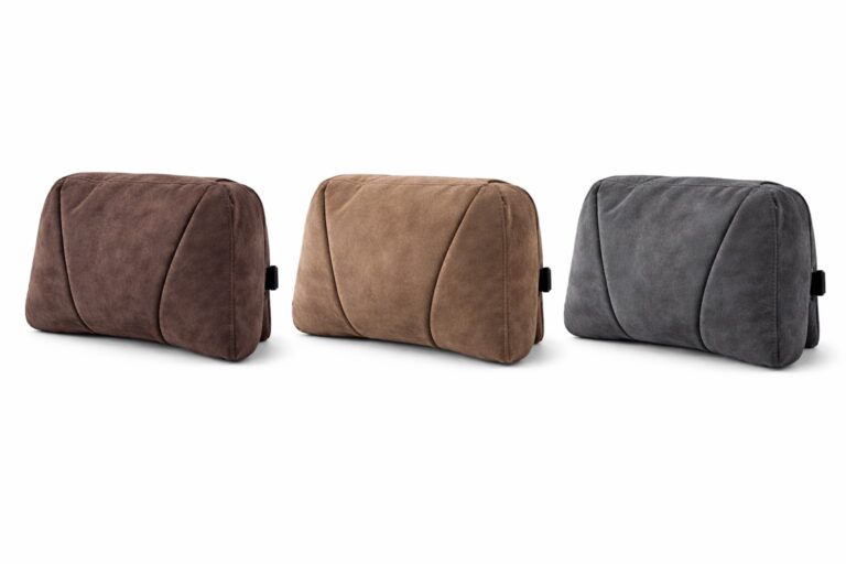 Подушка на подголовник из Alcantara